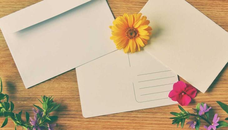 Bild zeigt Postkarte Briefumschlag Vintage